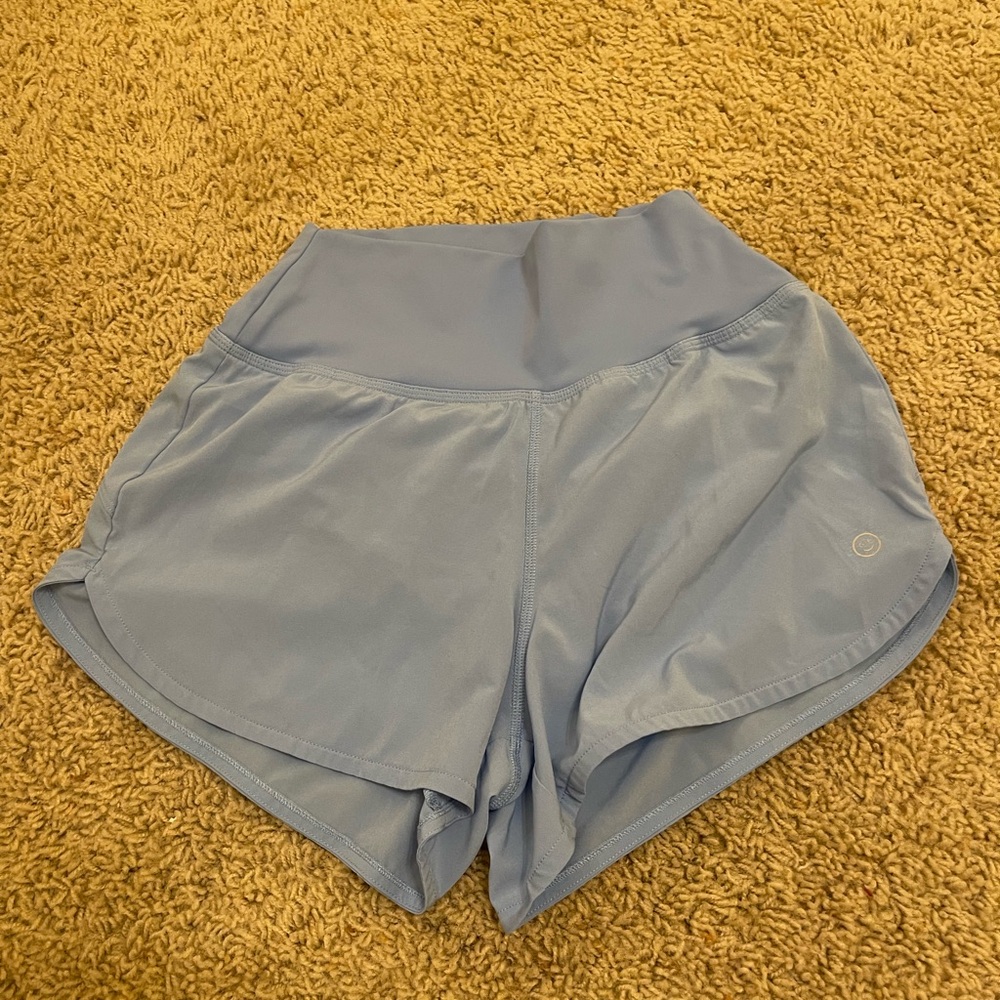 Gully Hicks shorts